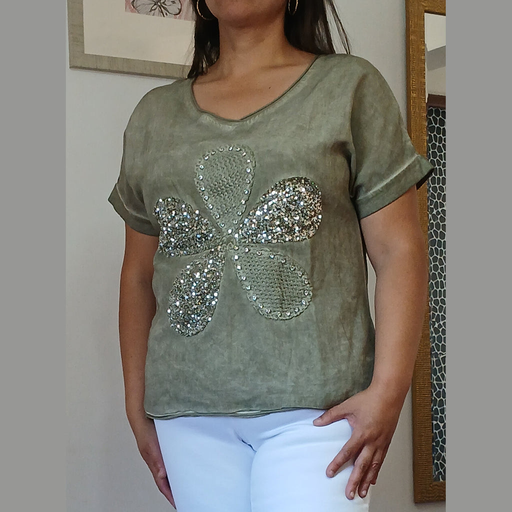 Polera Lino y Algodón Flor bordada con lentejuelas