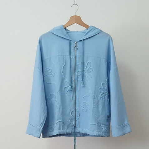 Chaqueta tela liviana